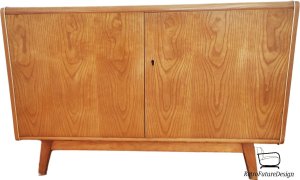 Komoda proj. Hubert Nepožitek & Bohulim Landsman dla Jitona, 1960r Czechoslowacja